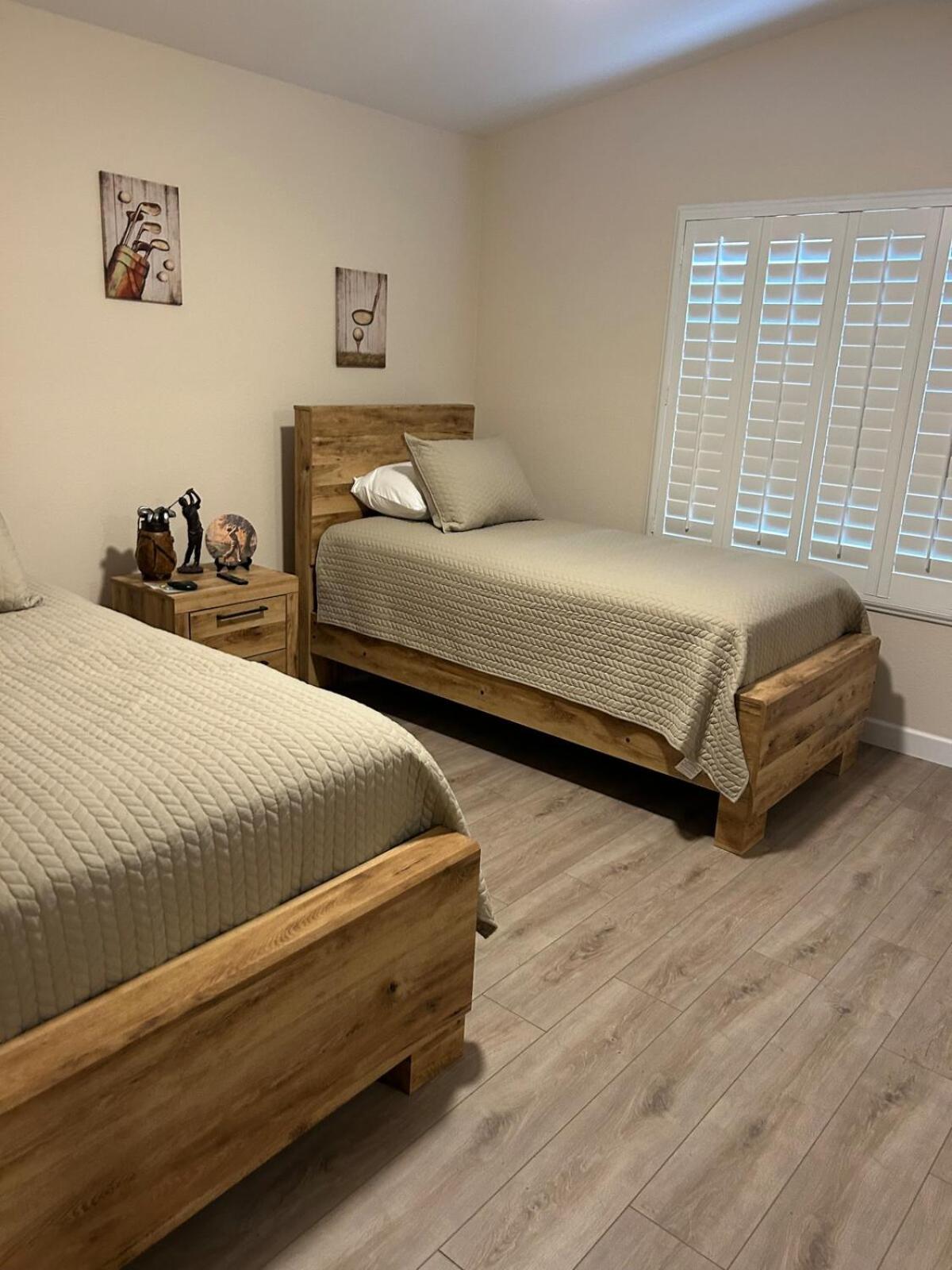 Walking Distance To Stagecoach Villa Indio Luaran gambar